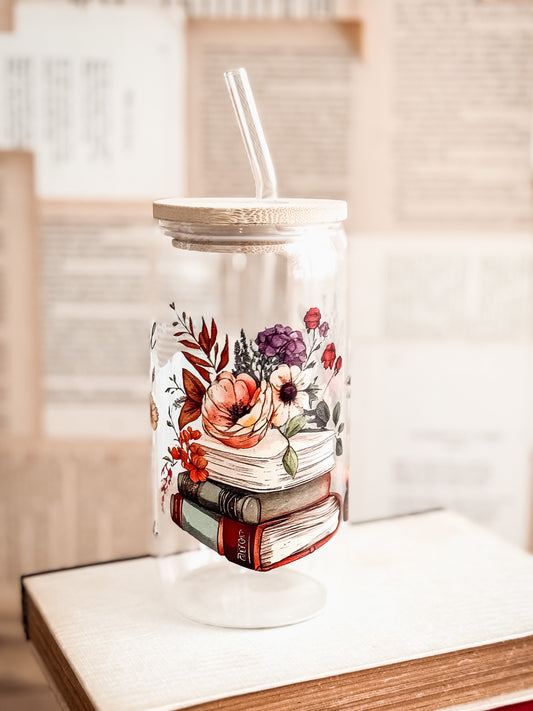 „Just a girl who loves books” -  ÜVEG pohár, tetővel és szívószállal